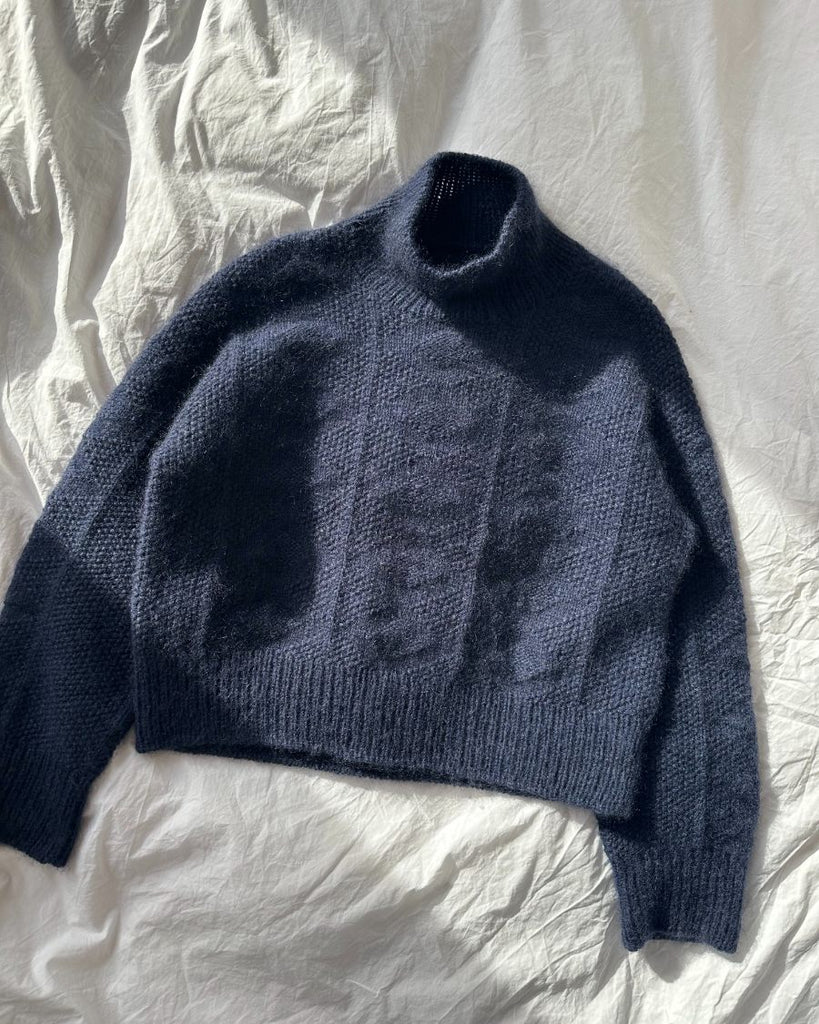 Liggende blå Esther Sweater
