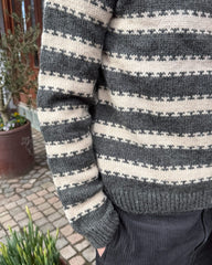 Detaljer på grå og hvid Key Sweater Man