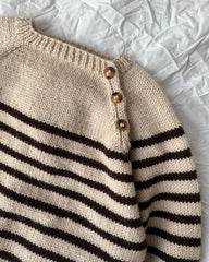 Detaljebillede af sort og hvid Seaside Sweater