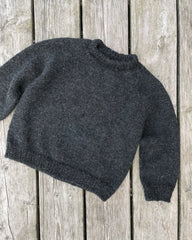 Liggende koksgrå Hanstholm Sweater Junior