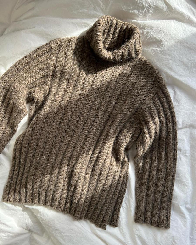 Liggende brun Hazel Sweater