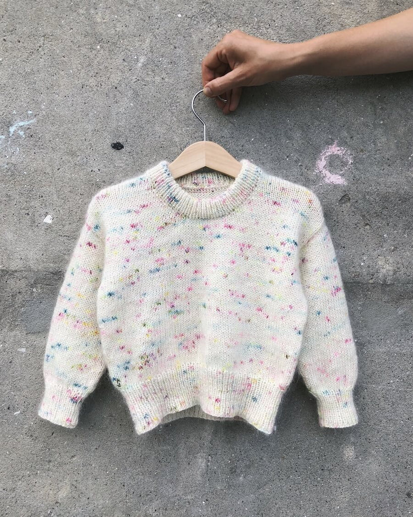 Hvid Stockholm Sweater Junior med multifarvede nistre på bøjle