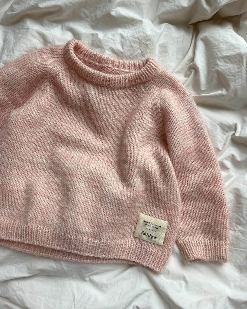 Ingen dikkedarer sweater med  "Made by someone who loves me" label foran